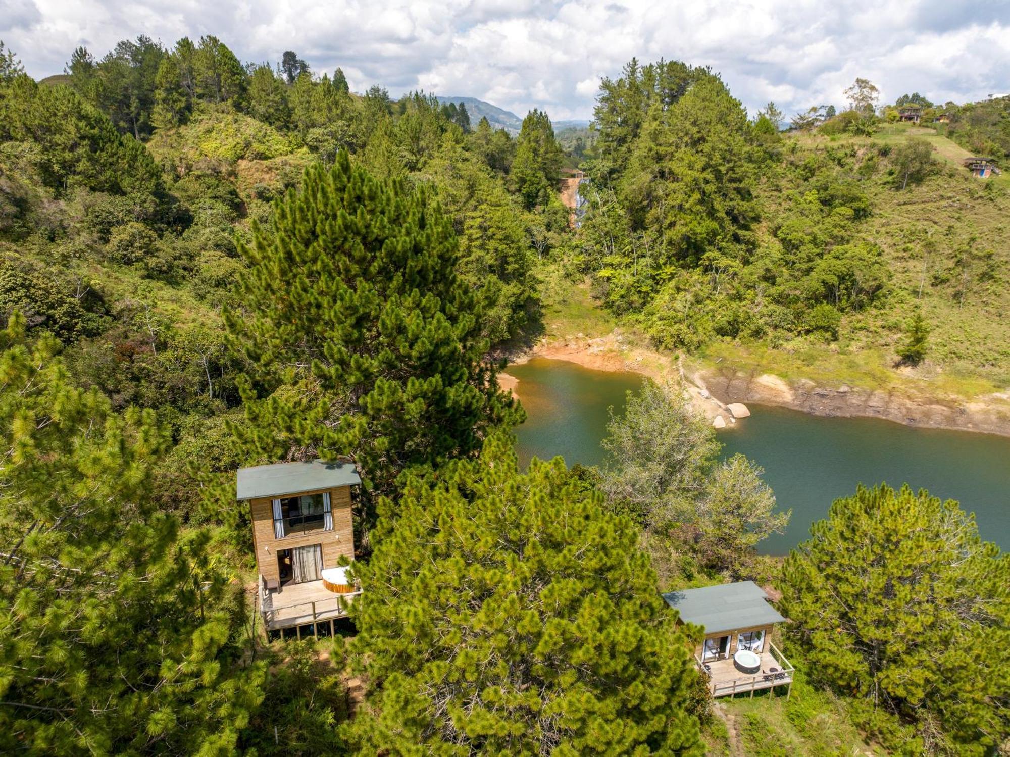 Guatapé Cabanas Refugio Himalaya מראה חיצוני תמונה